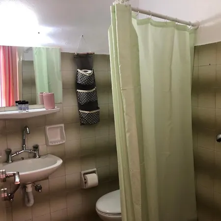 Nikos Apartamento *