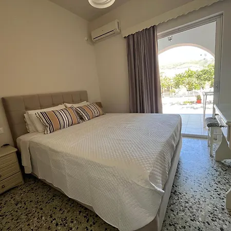 Apartment Nikos